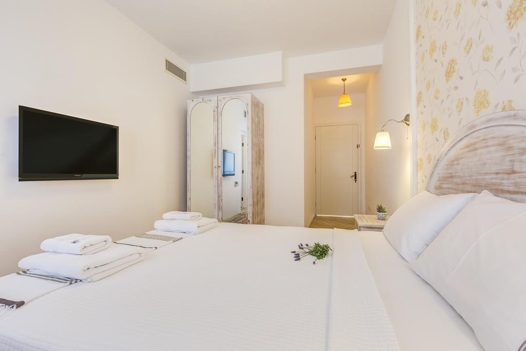 Ev Bharat Butique Hotel, Alaçatı Ngoại thất bức ảnh